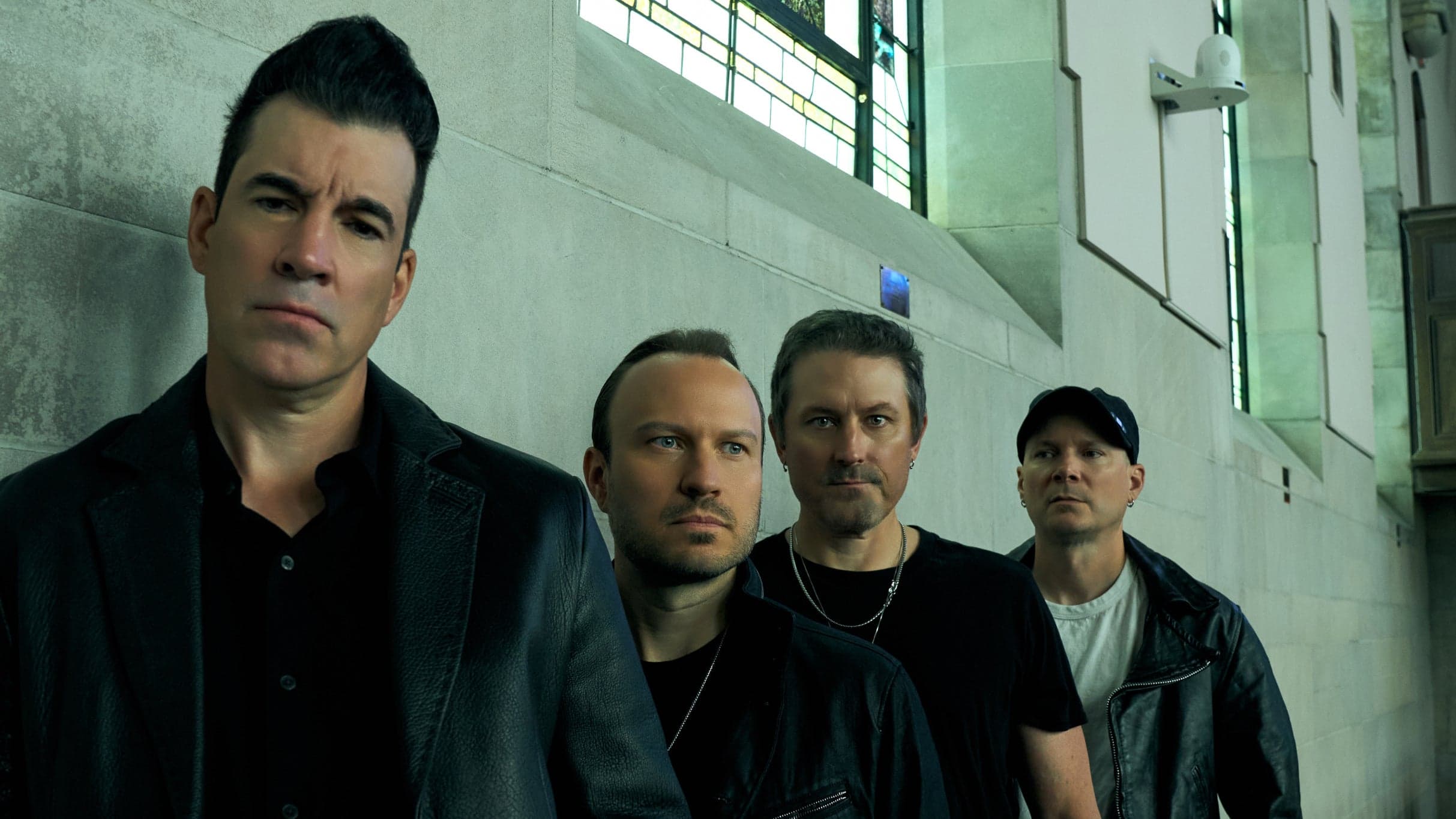 Theory Of A Deadman - The Northern Chaos Tour