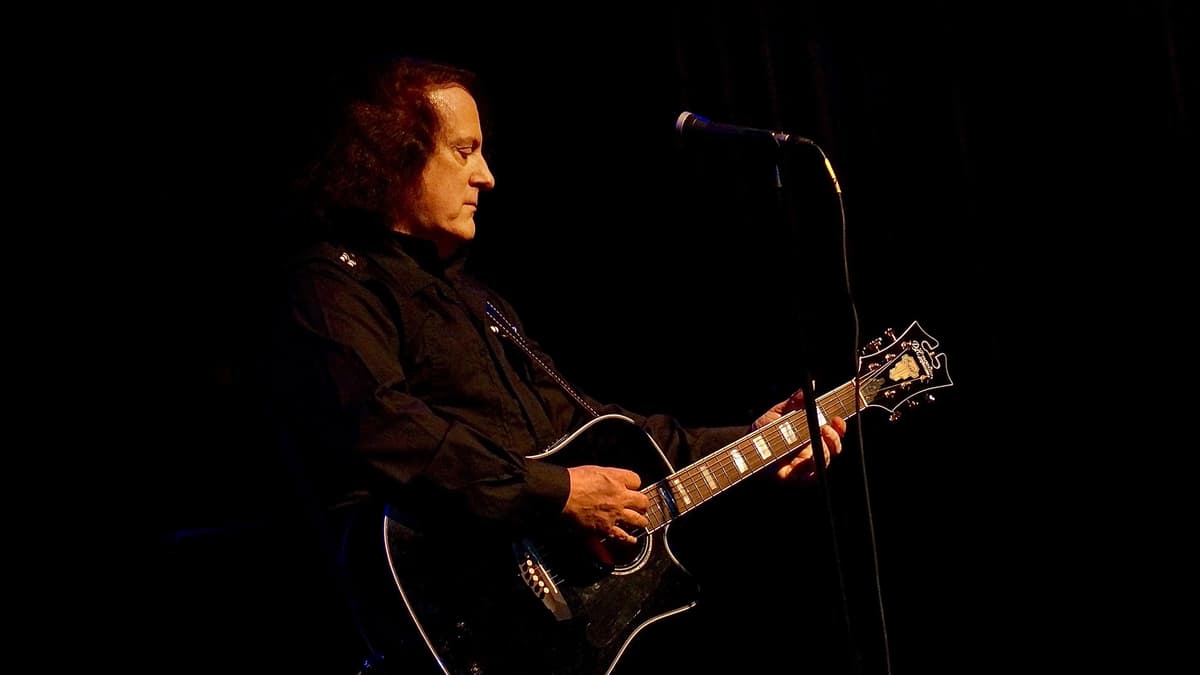 Tommy James & The Shondells; Herman's Hermits starring Peter Noone