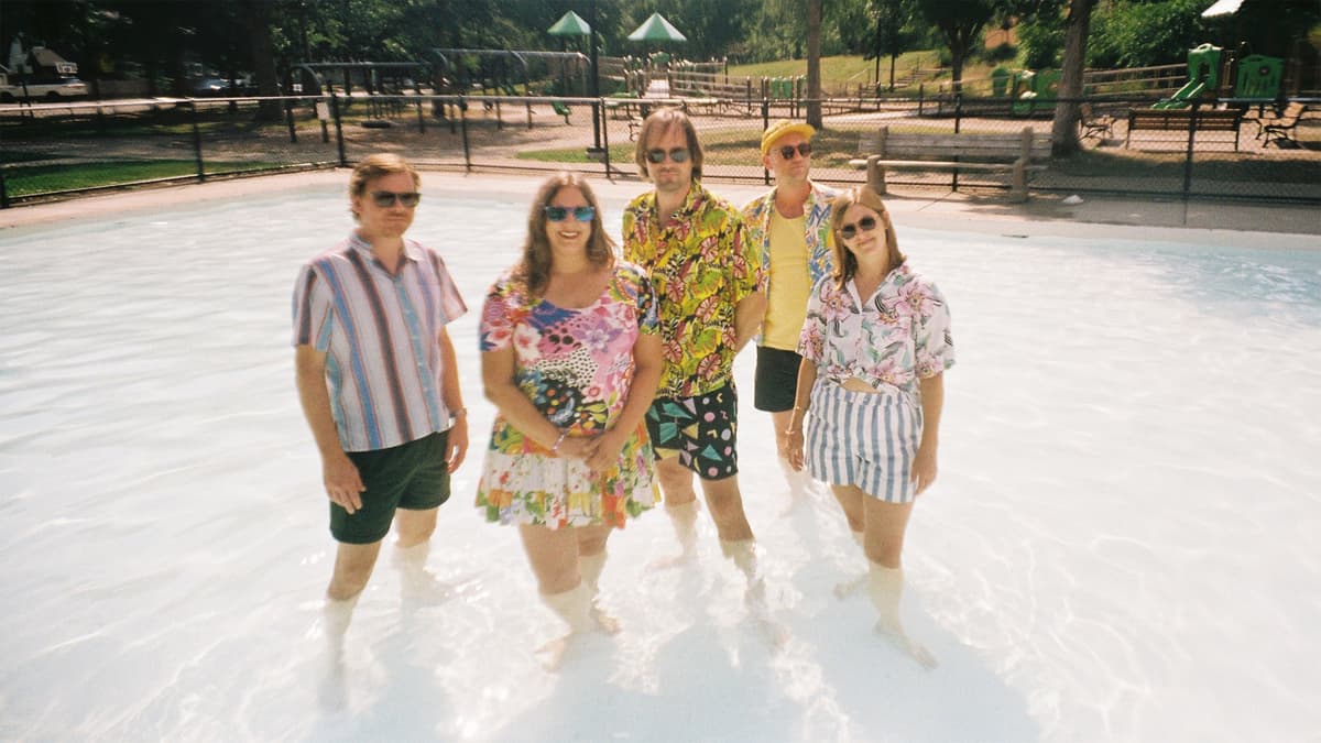 HOT FREAKS - SOFT BODY TOUR