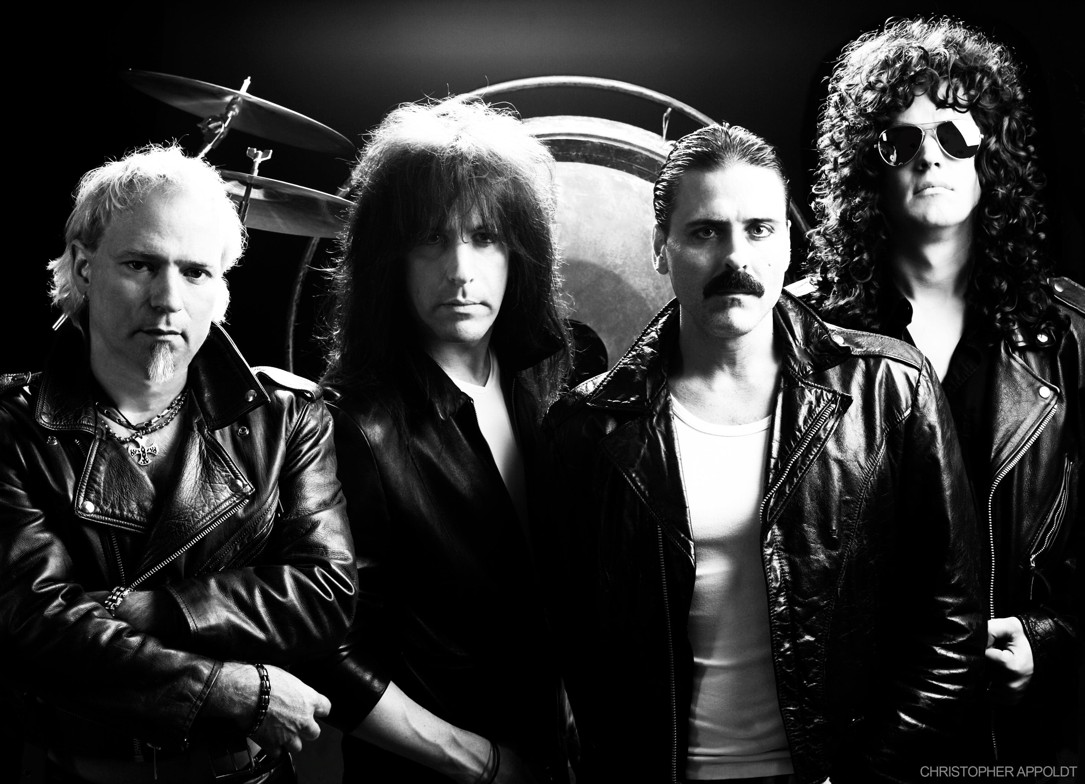 Almost Queen: A tribute to Queen with The Super 70's Rock Show