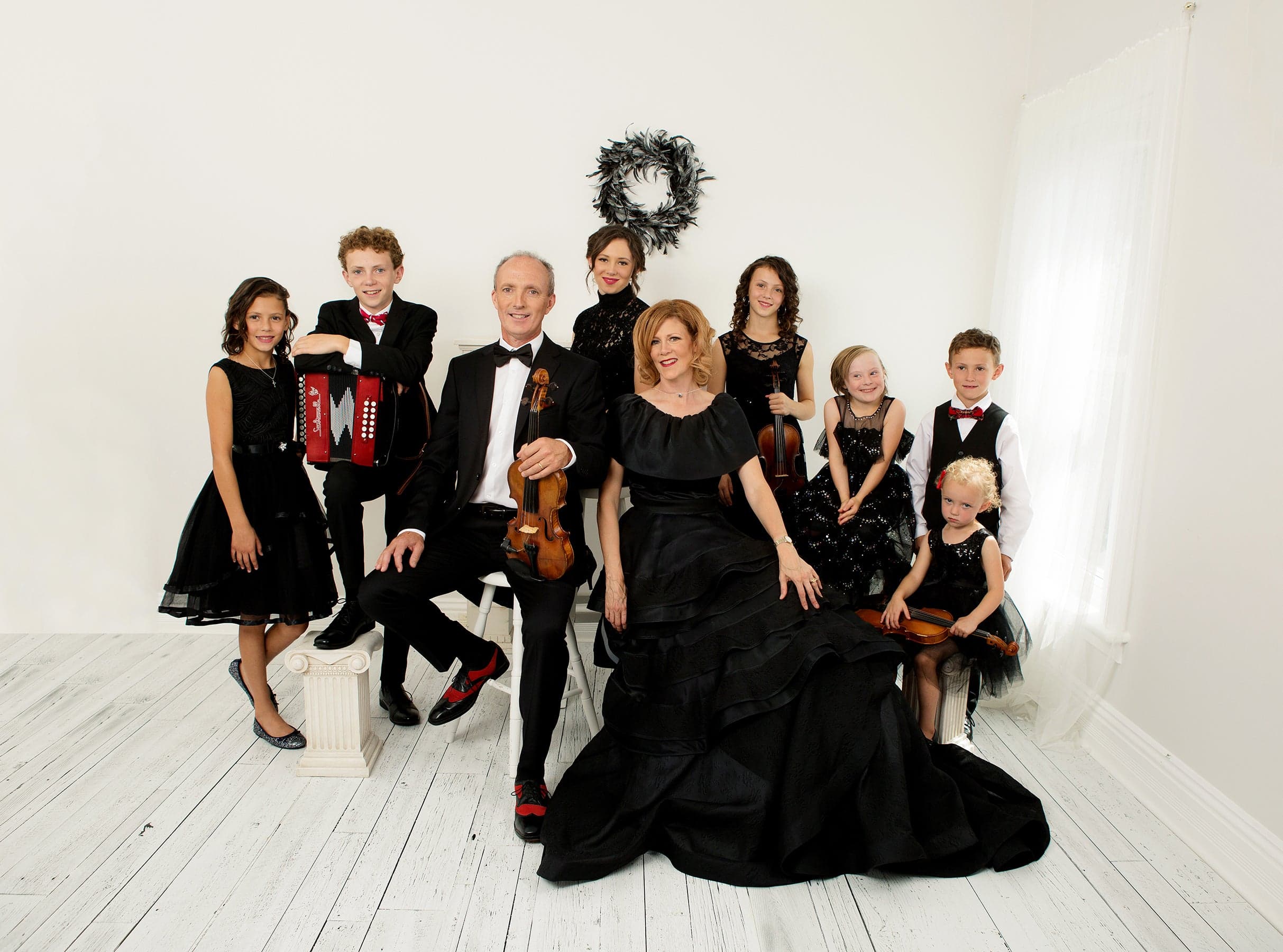 Natalie MacMaster & Donnell Leahy - A Celtic Family Christmas...Party!