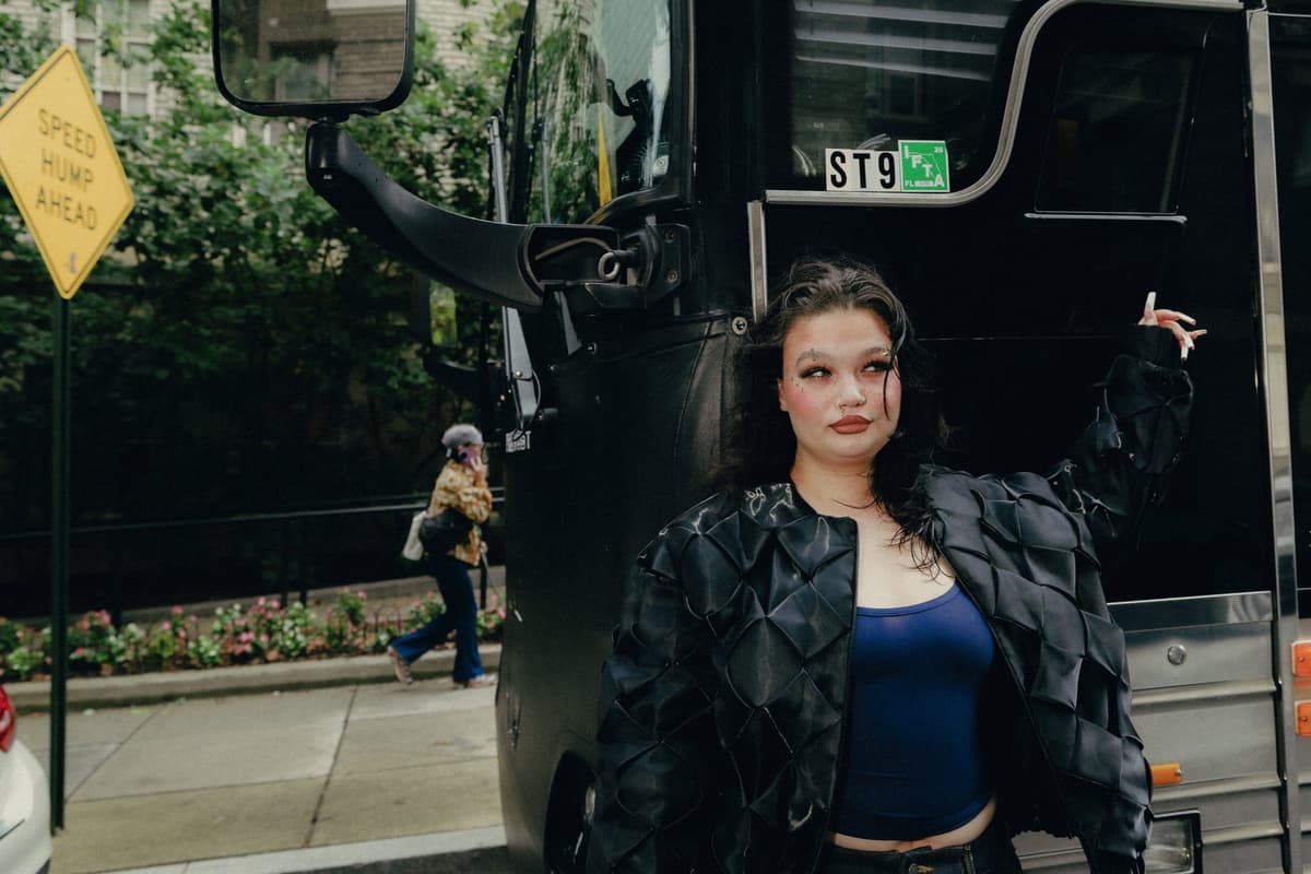 Lola Young: Everything Begins