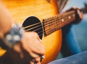 WBEE's Guitars & Stars